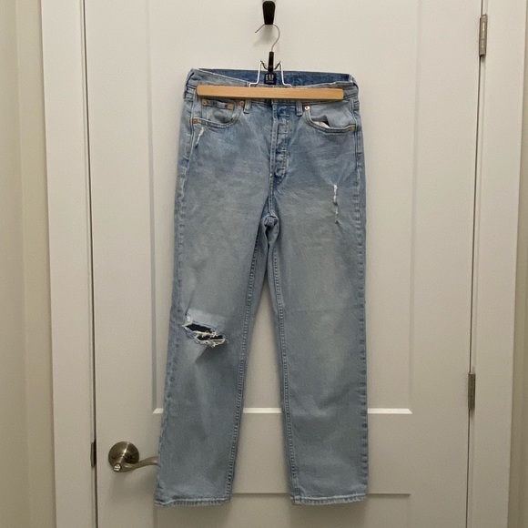 GAP High Rise Destructed Cheeky Straight Jeans (4/27) - Picture 8 of 10